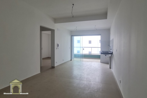 Apartamento novo, no tranquilo bairro do Perequê-Açú. Próximo a vários tipos de comércios como padarias, mercados, salão de beleza e outros. Aproximadamente 500 metros da orla da praia, que é reconhecida por suas águas serenas e com ótima estrutura para toda a família, além de acesso fácil à rodovia Rio-Santos (BR101) e ao centro da cidade.